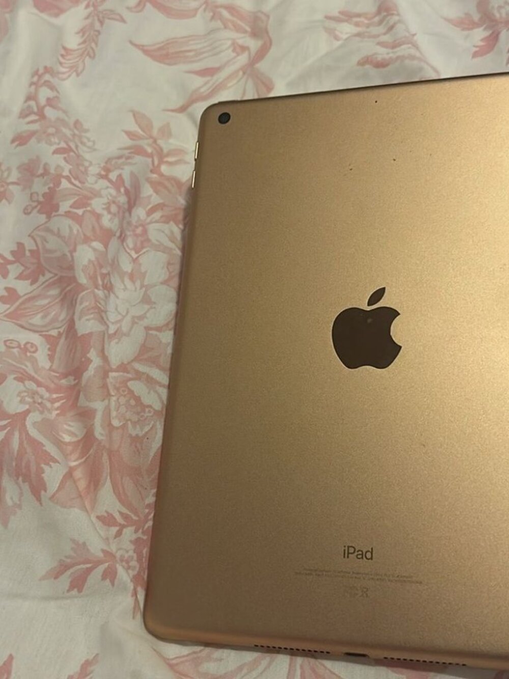 Used iPad 6th Generation Rose Gold 32 GB - Picture 5 of 5